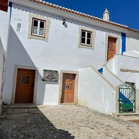 Paco Marmoris Field Sintra