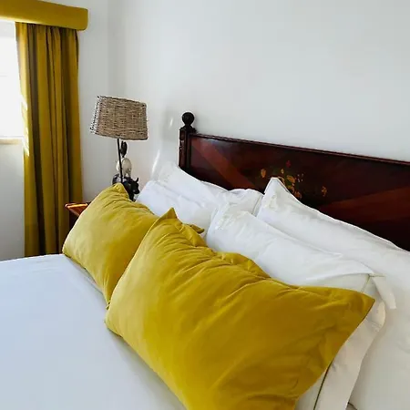 Paco Marmoris Field * Sintra