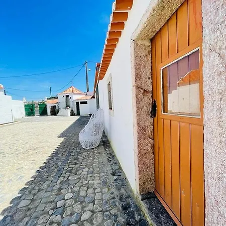 Paco Marmoris Field Sintra